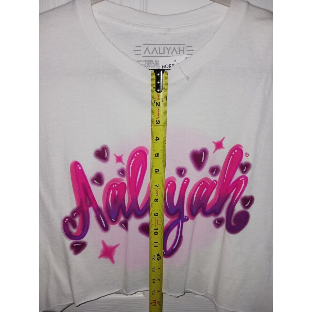 Aaliyah Womens Medium White Crop T-Shirt Tank Top Pink Graffiti Spray Paint Name - Picture 6 of 6